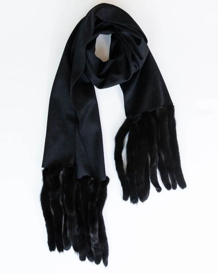 Black Widow Fur Shawl