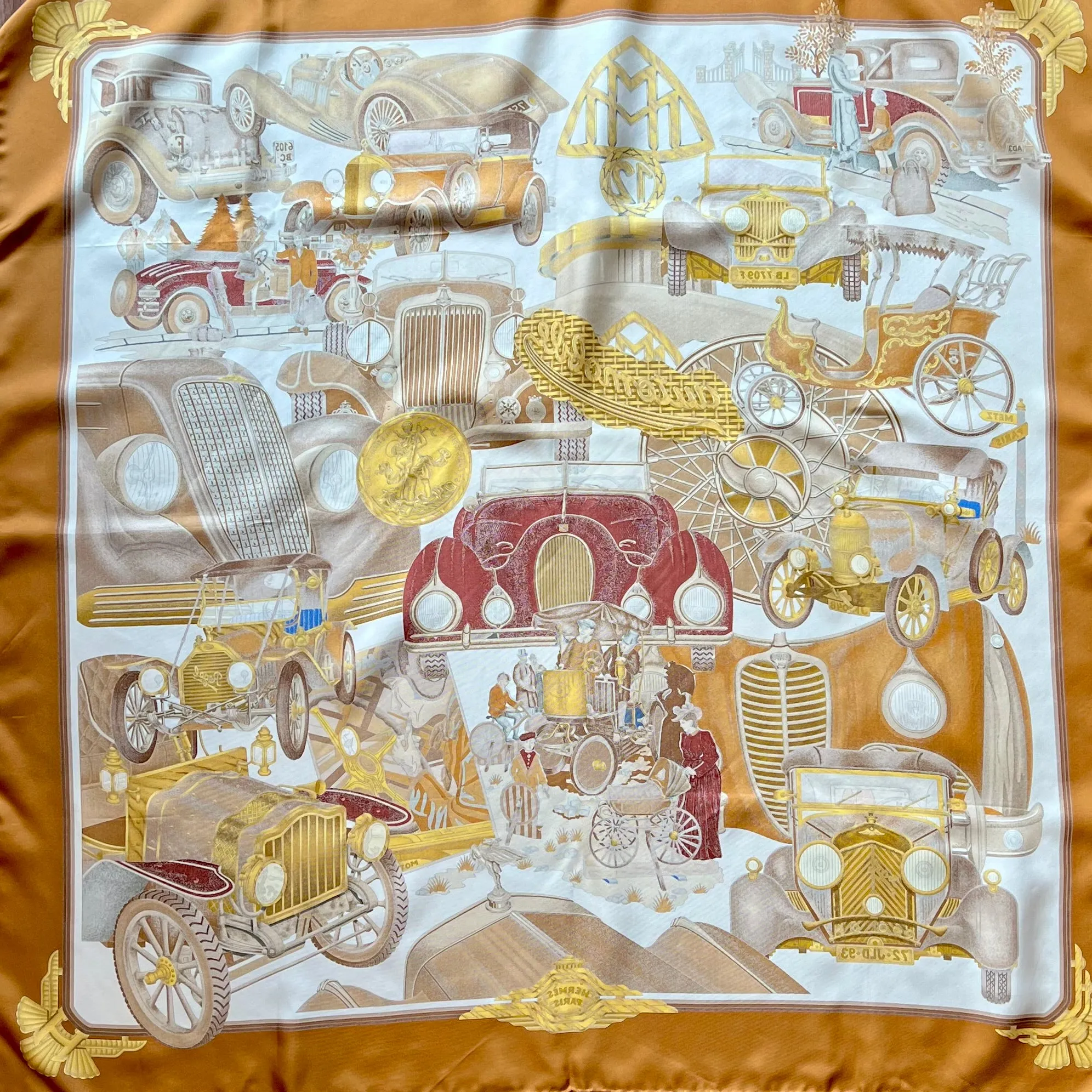 HERMES Brown Silk Automobile Scarf 90