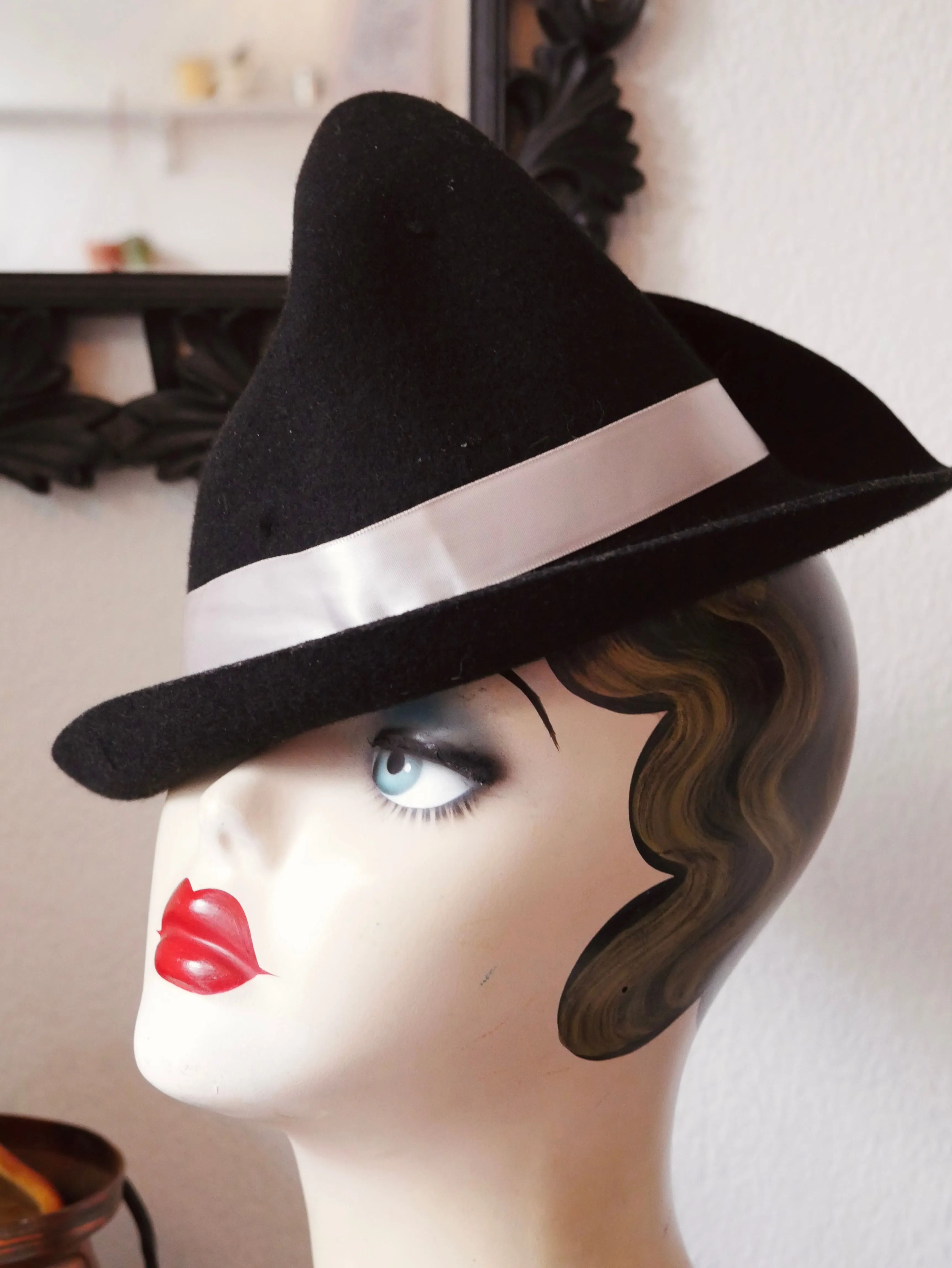 SARAH SPROUT COLLECTION: 
Black Vintage Style Witch Hat (Refashioned)with Grey Ribbon