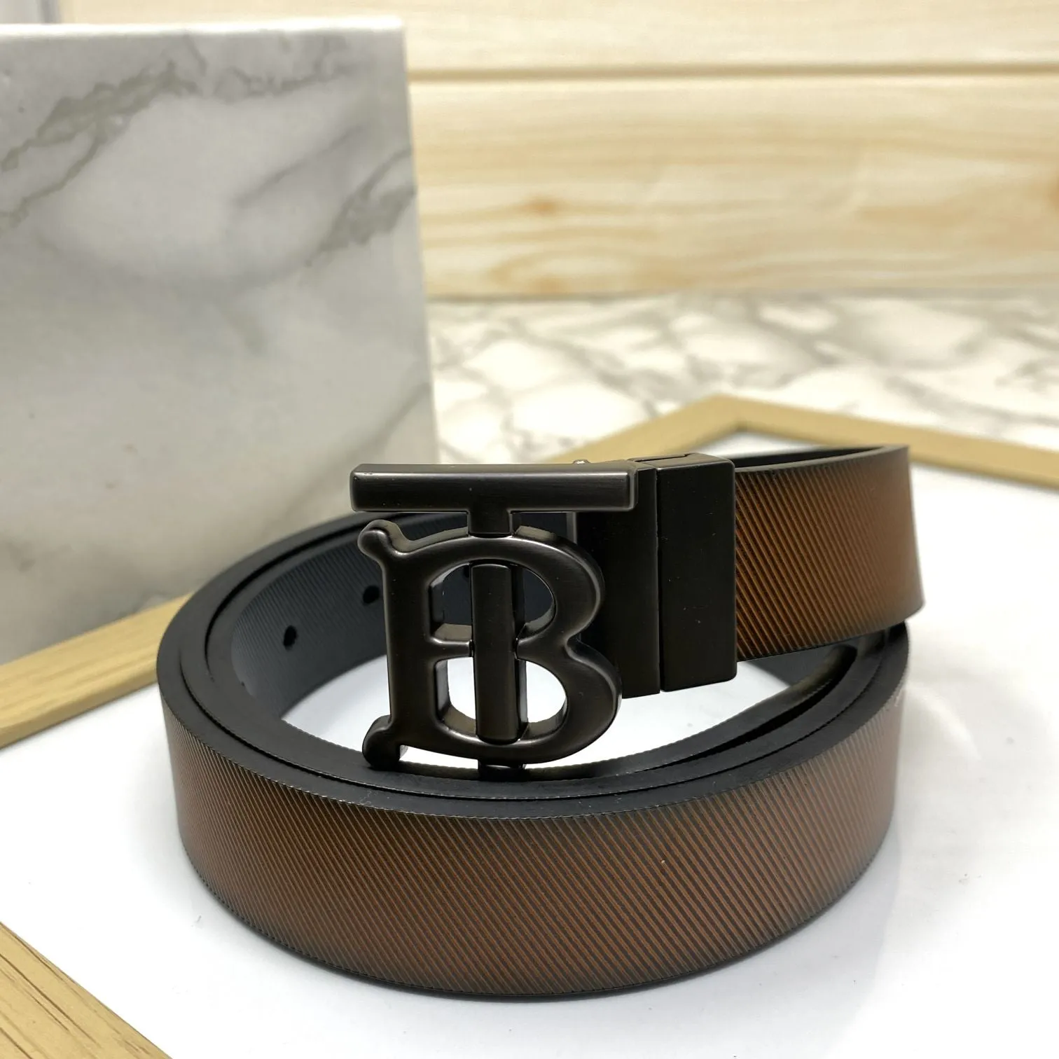 Stylish Casual and Formal Reversible Strap Belt-JonasParamount