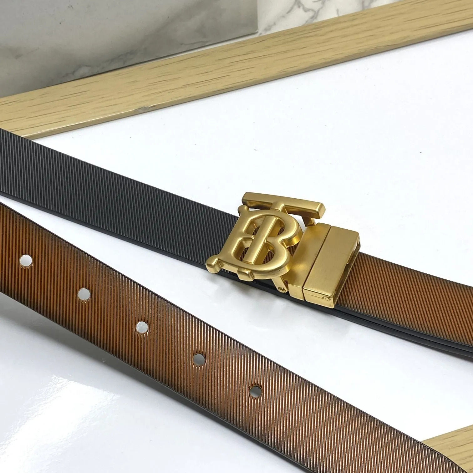 Stylish Casual and Formal Reversible Strap Belt-JonasParamount