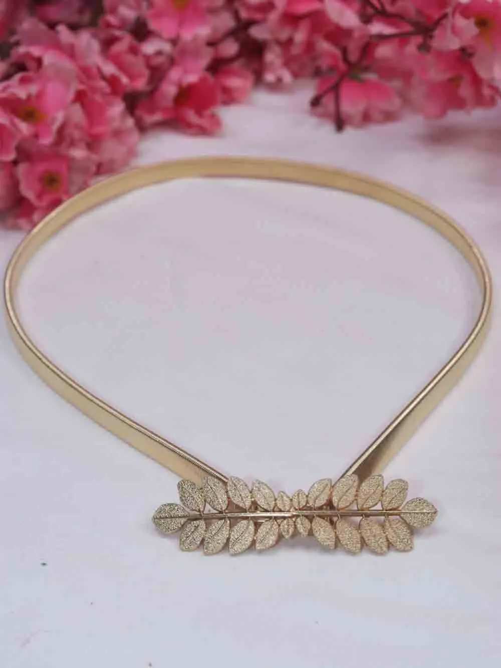 Stylish Stretch Belt for Women - Golden Skinny Design